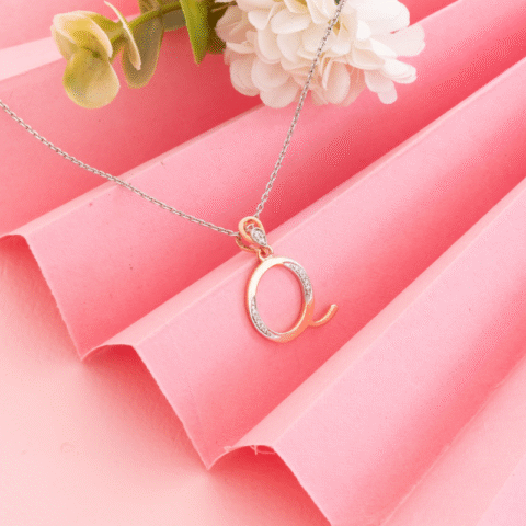 Letter Q Glow Pendant
